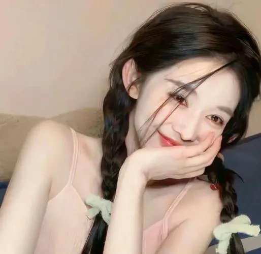 觉醒后校花哭着说爱我